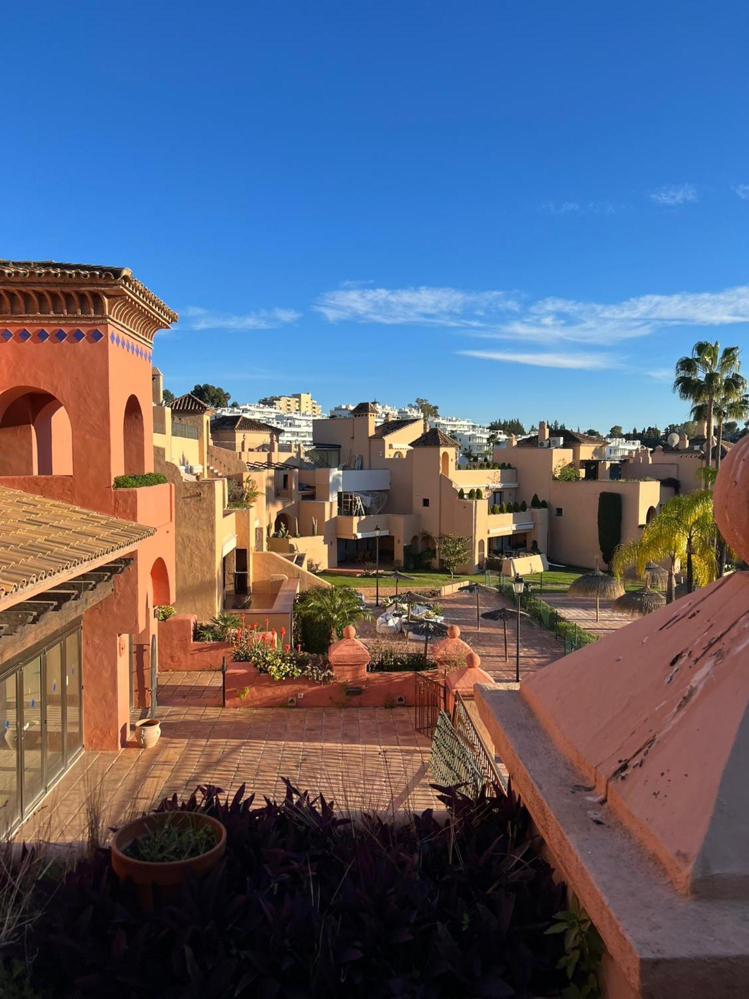La Cartuja Del Golf Apartment Estepona Exterior photo
