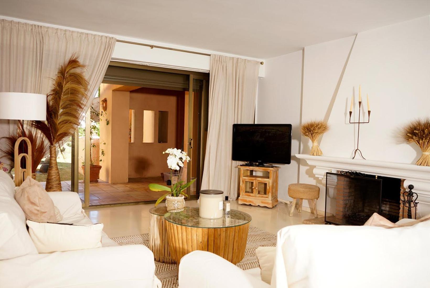 La Cartuja Del Golf Apartment Estepona Exterior photo